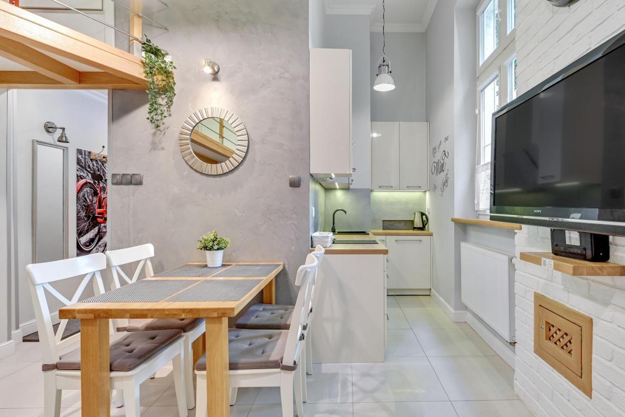 K2018 Mezzo Grand Tourist Apartments กดัญสก์ ภายนอก รูปภาพ
