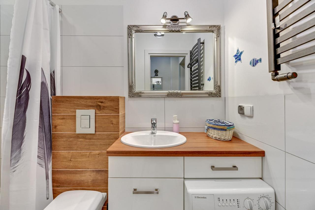 K2018 Mezzo Grand Tourist Apartments กดัญสก์ ภายนอก รูปภาพ