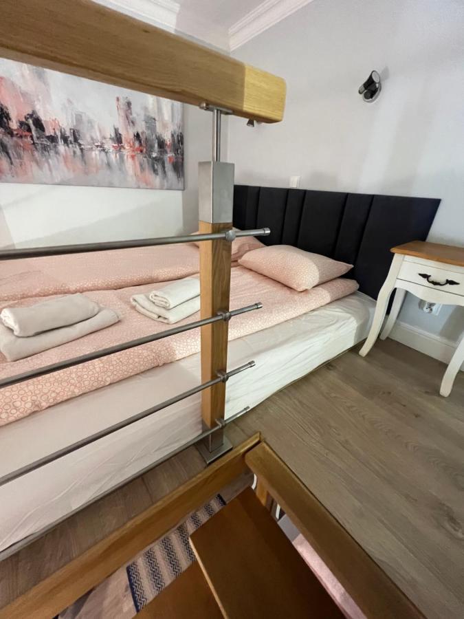 K2018 Mezzo Grand Tourist Apartments กดัญสก์ ภายนอก รูปภาพ