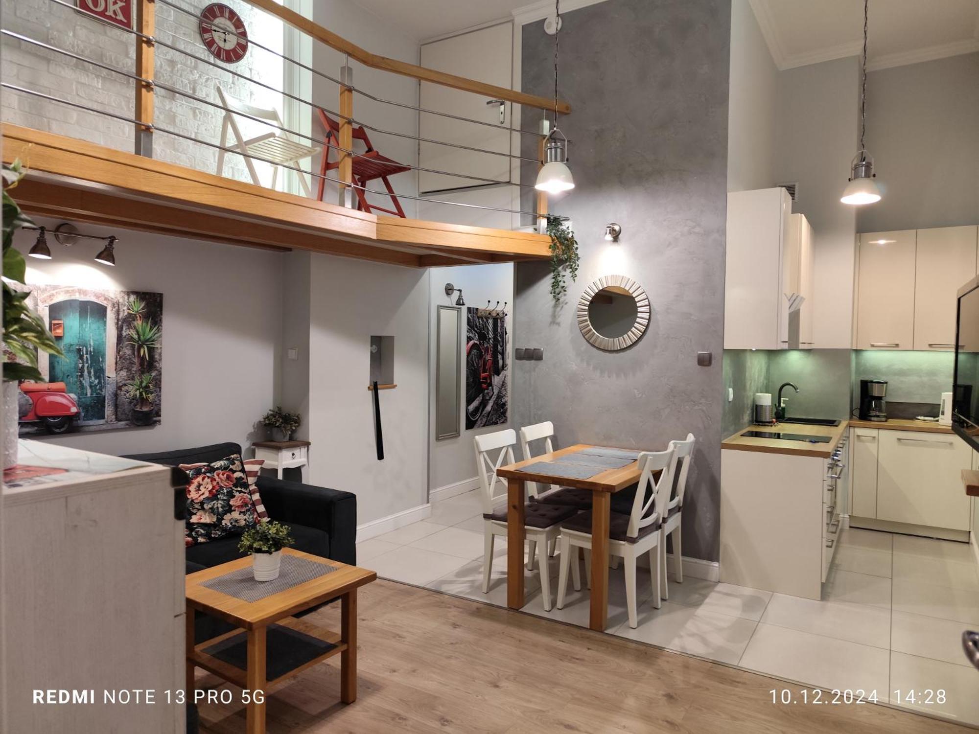 K2018 Mezzo Grand Tourist Apartments กดัญสก์ ภายนอก รูปภาพ